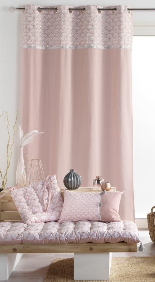 Artchic Pink Curtain